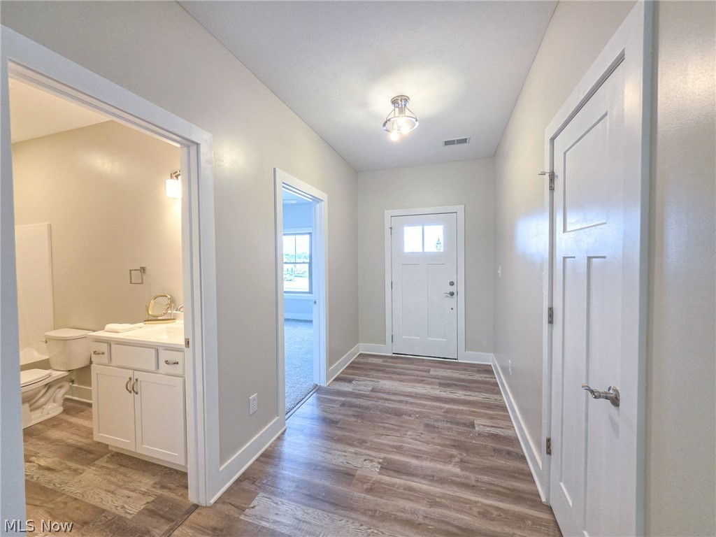 49101 Fairway Road East Liverpool, OH 43920 - Photo 5 of 23
