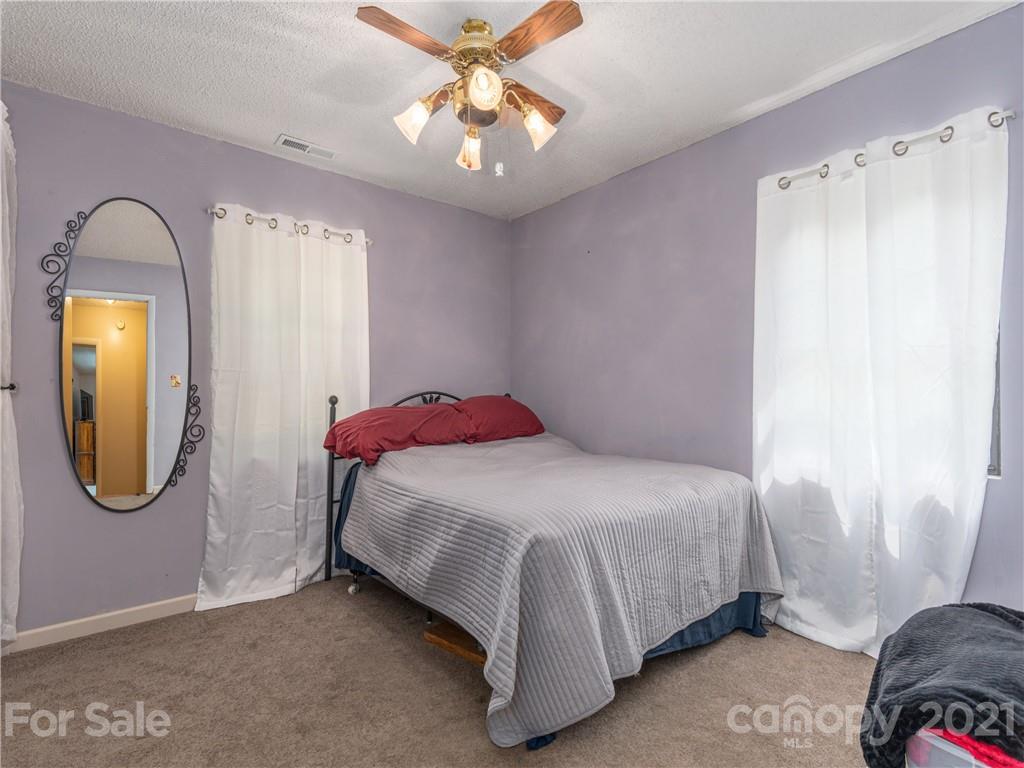 1050 Sharon Ridge Road Fairview, NC 28730 - Photo 15 of 24 Gallery Image 15