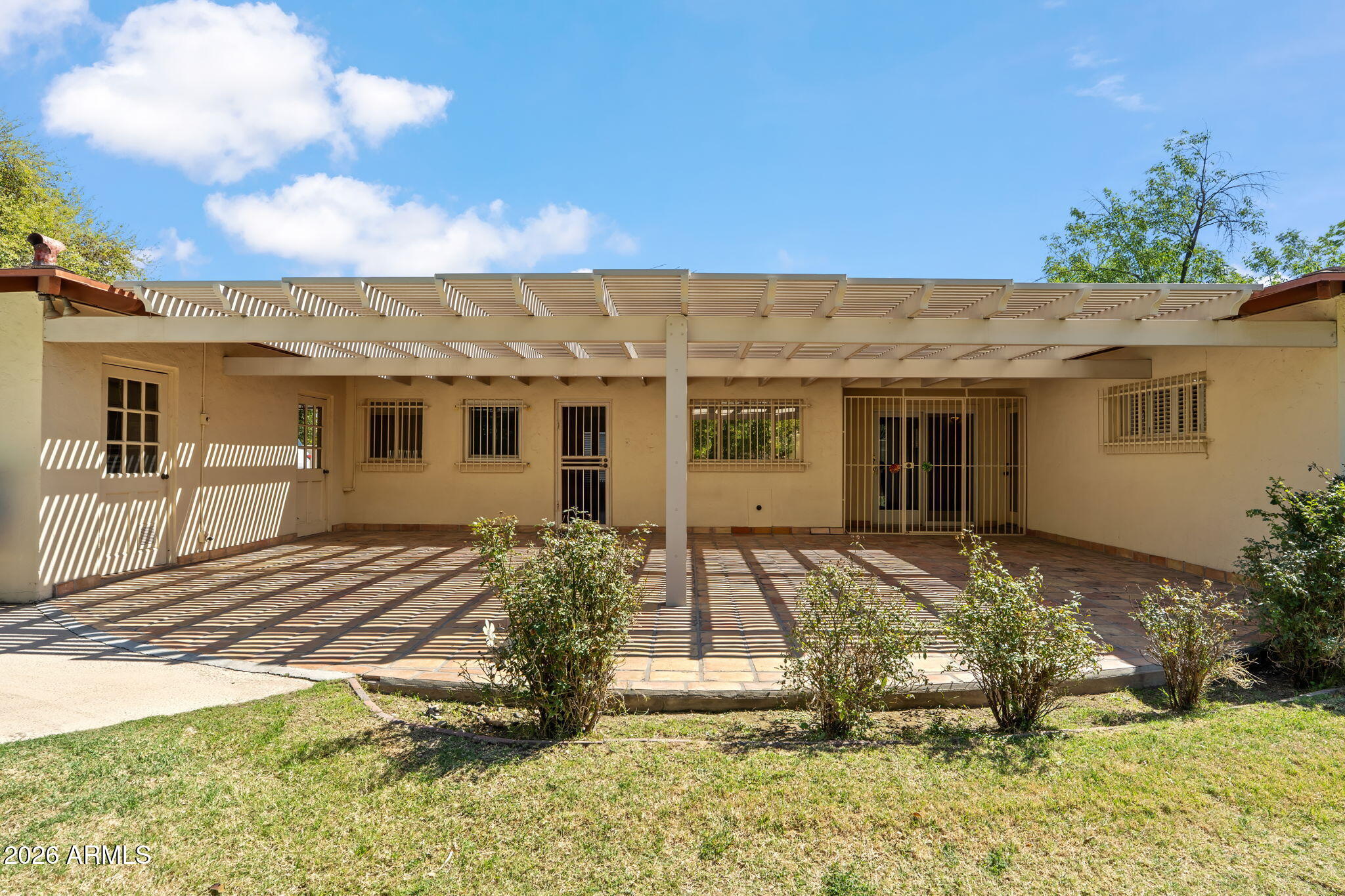 102 East Bethany Home Road Phoenix, AZ 85012 - Photo 5 of 29 46-web-or-mls-DSC_8046