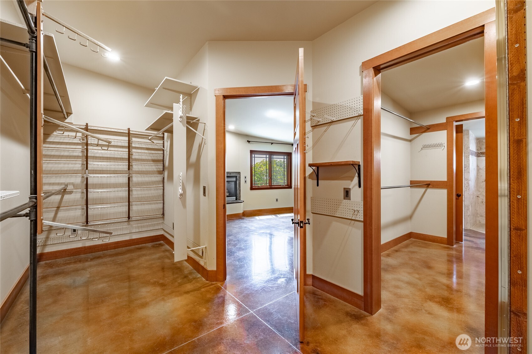 5727 Nakat Way Blaine, WA 98230 - Photo 22 of 37 a view of a livingroom with wooden floor and a refrigerator