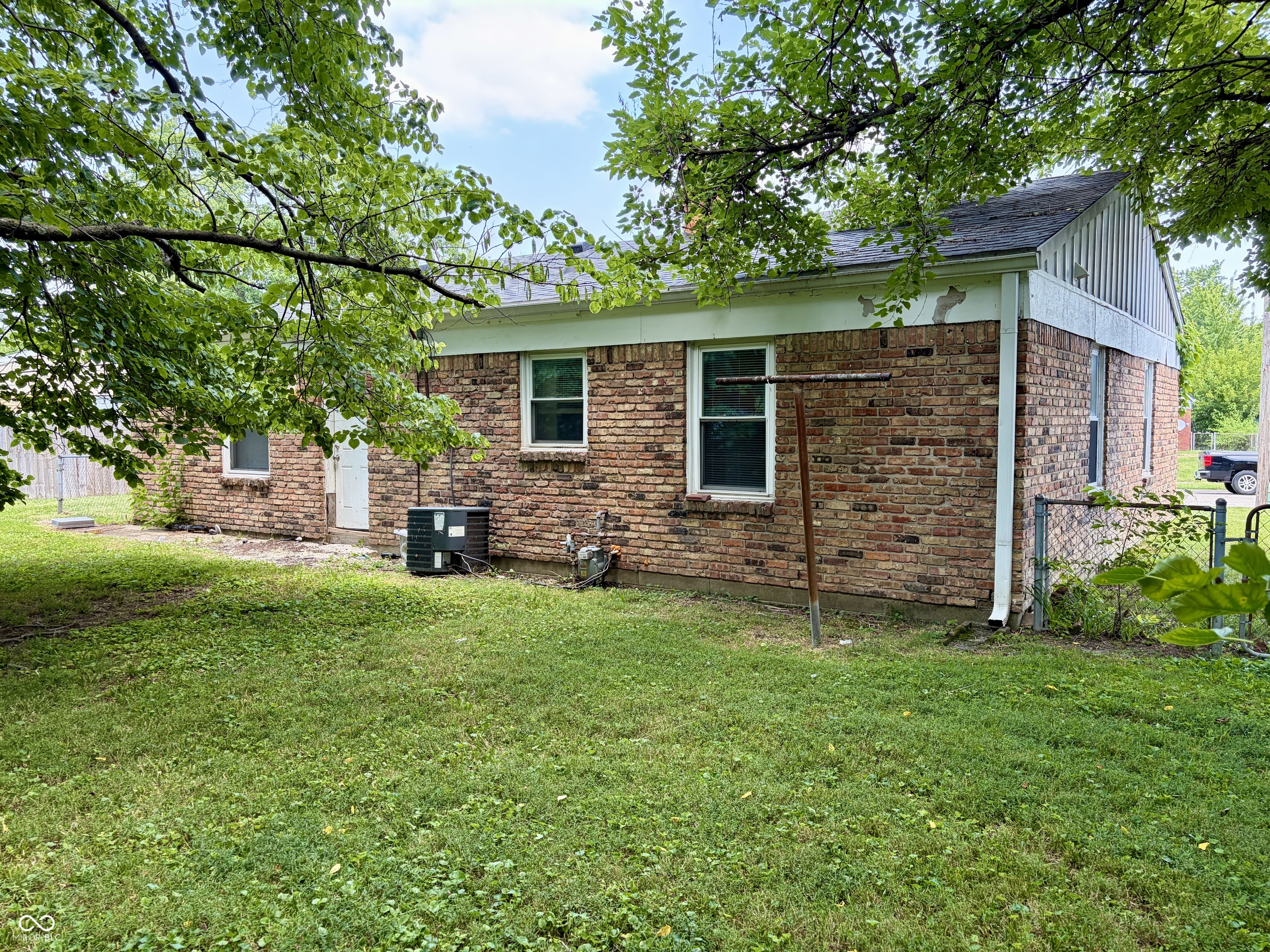 3658 Marseille Road Indianapolis, IN 46226 - Photo 26 of 28 Gallery Image 26
