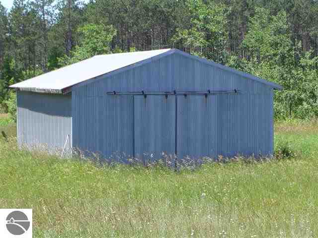 4869 Walton Road Kingsley, MI 49649 - Photo 5 of 35 1777541-4.JPG