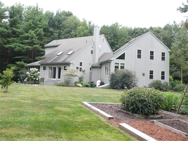 116 Harkness Road Pelham, MA 01002 - Photo 9 of 30