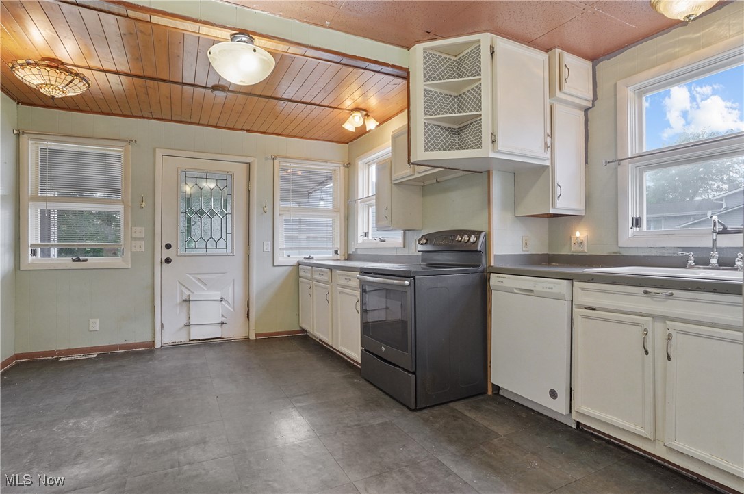 3924 Vira Road Stow, OH 44224 - Photo 10 of 41 Gallery Image 10