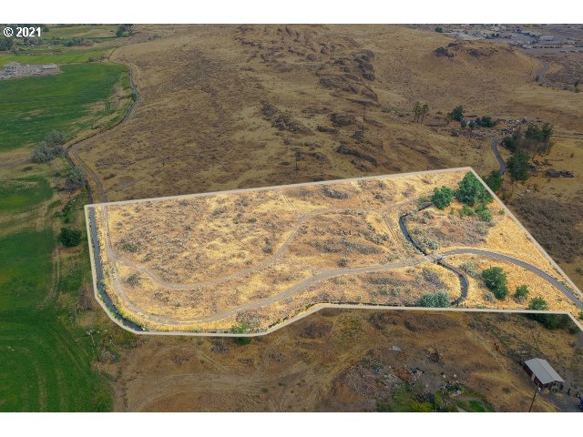 Joy Hermiston, OR 97838 - Photo 7 of 13 a view of outdoor space