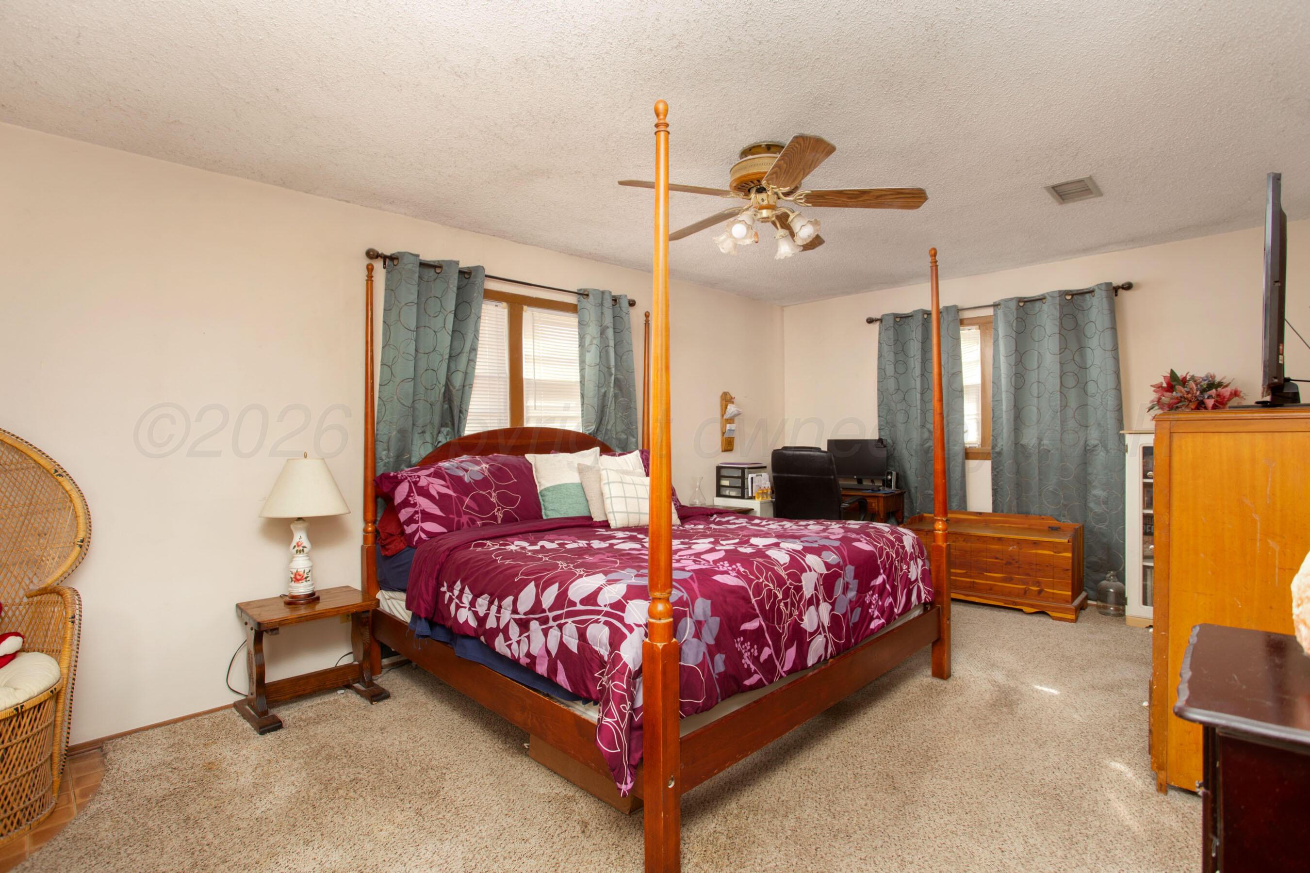 4413 South Fannin Street Amarillo, TX 79110 - Photo 11 of 26 Primary Bedroom Main