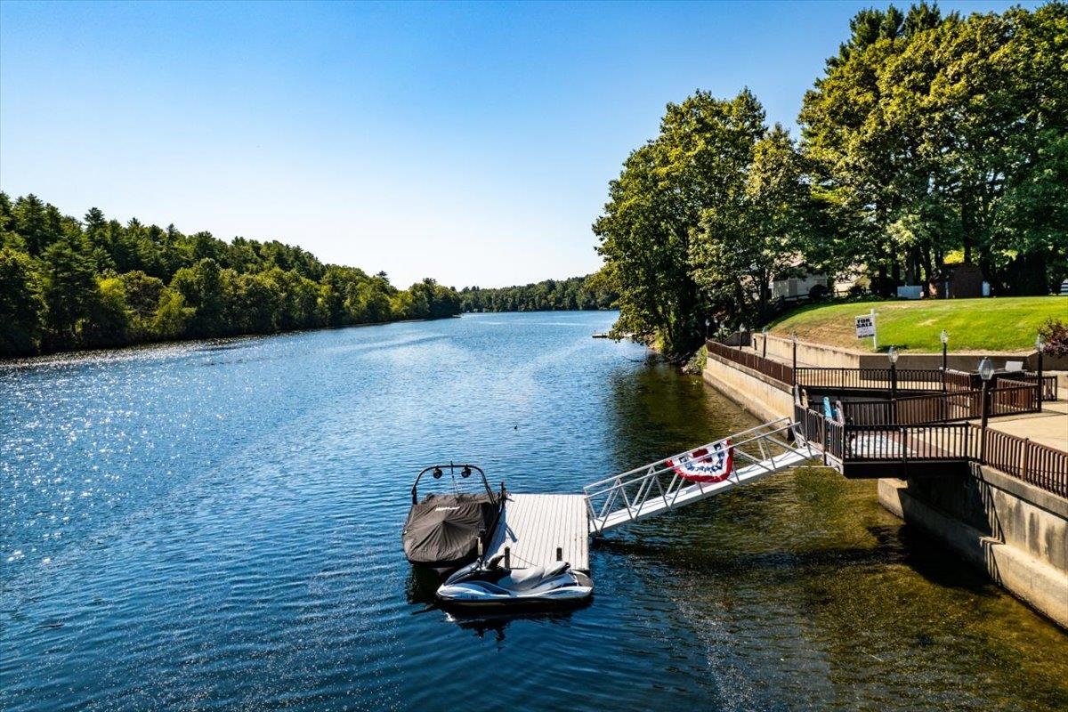 7 Meadowcrest Road Hooksett, NH 03106 - Photo 11 of 60