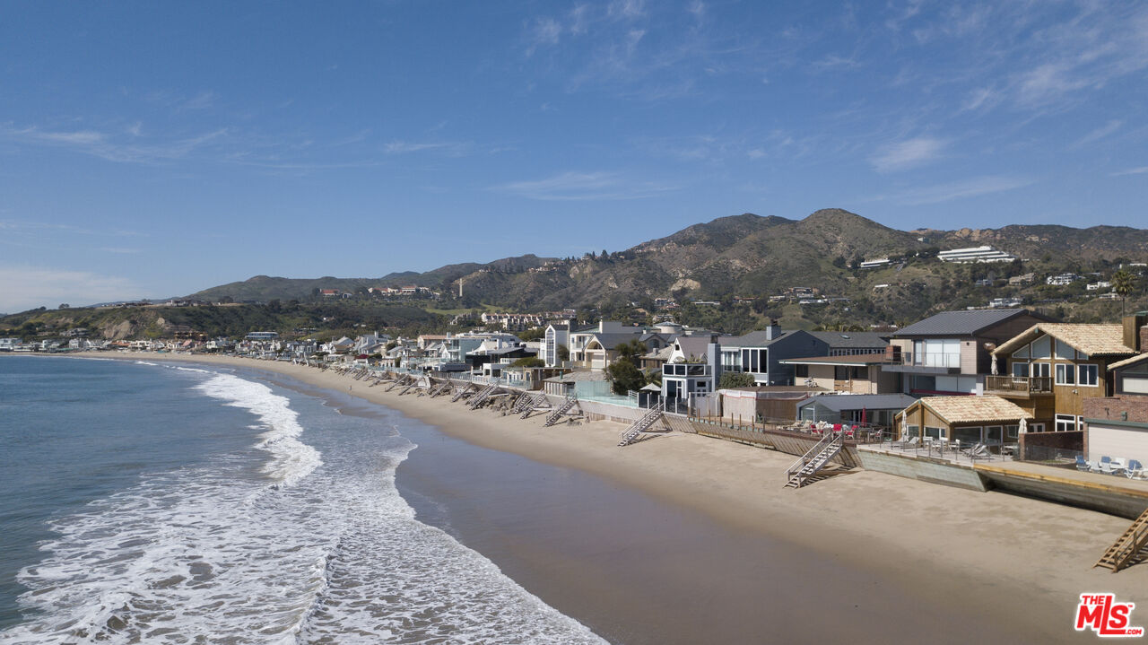 23536 Malibu Colony Road Malibu, CA 90265 - Photo 42 of 44 a view of a city
