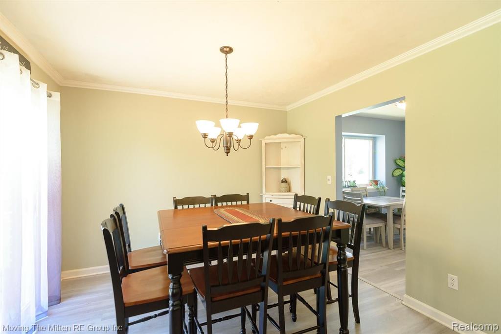 42556 Saltz Road Canton, MI 48187 - Photo 8 of 46 Gallery Image 8
