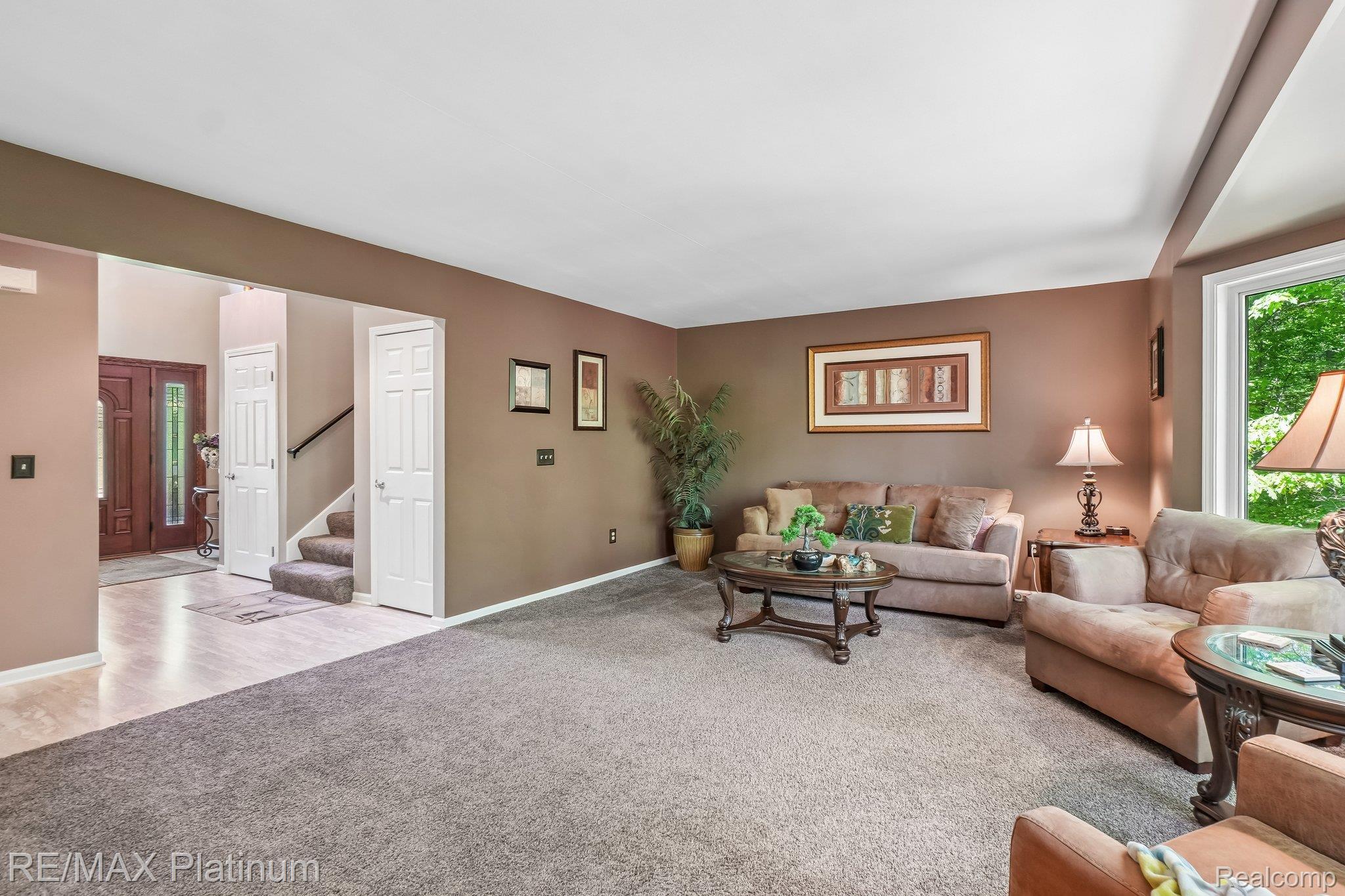 2260 Moorland's View Howell, MI 48855 - Photo 5 of 40 Great Room