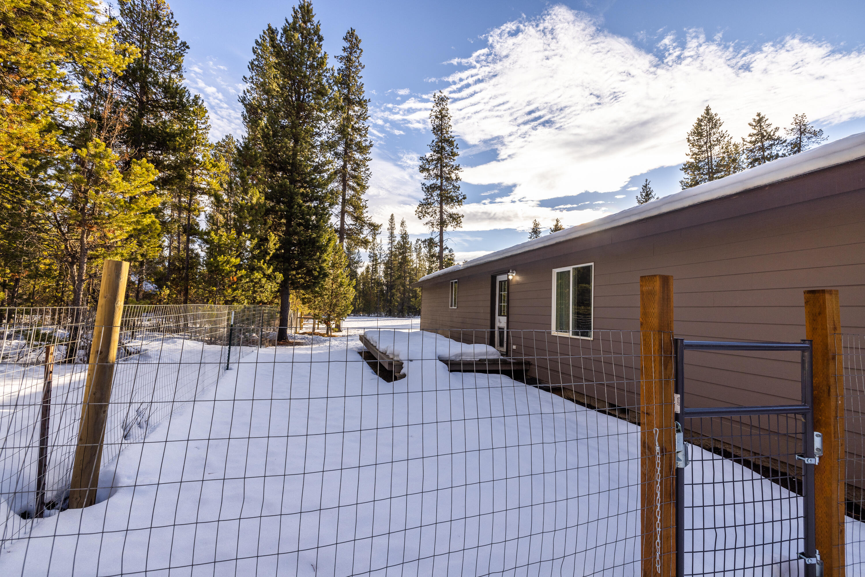 52220 Dustan Road La Pine, OR 97739 - Photo 14 of 17 65108 85th Place 14 of 17