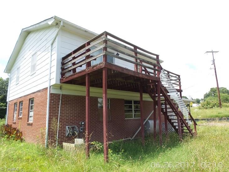 1310 McKinney Road Mount Airy, NC 27030 - Photo 3 of 10 Gallery Image 3