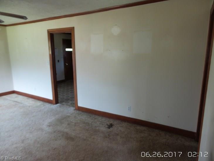 1310 McKinney Road Mount Airy, NC 27030 - Photo 4 of 10 Gallery Image 4