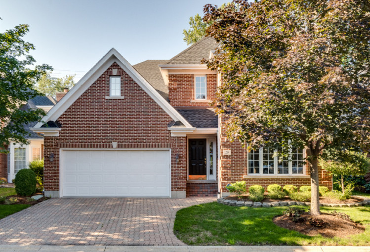 28 Windsor Drive Elmhurst, IL 60126 - Photo 1 of 23