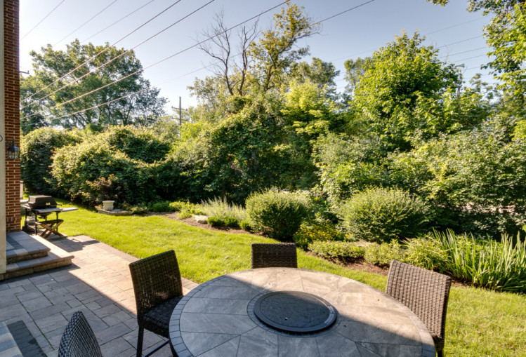 28 Windsor Drive Elmhurst, IL 60126 - Photo 7 of 23