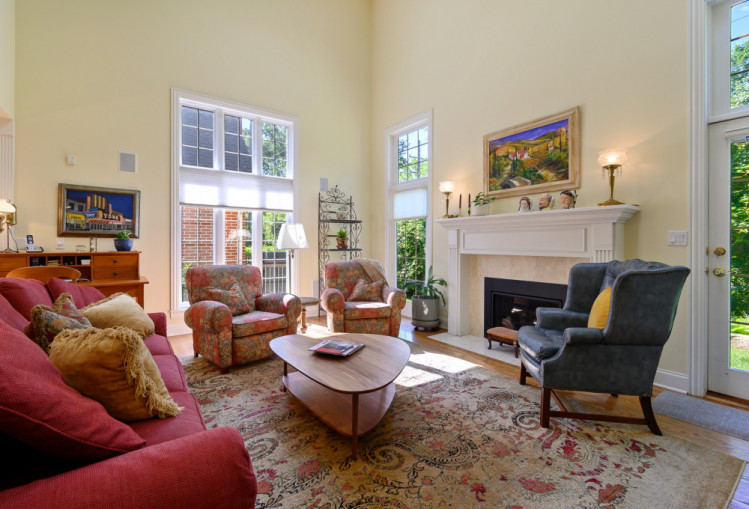 28 Windsor Drive Elmhurst, IL 60126 - Photo 9 of 23