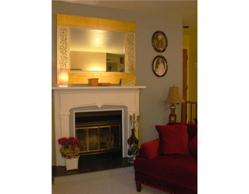 1413 Kenzie Road Pittsburgh, PA 15205 - Photo 3 of 10 Living Room.