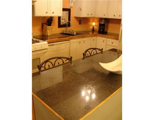 1413 Kenzie Road Pittsburgh, PA 15205 - Photo 7 of 10 Kitchen.
