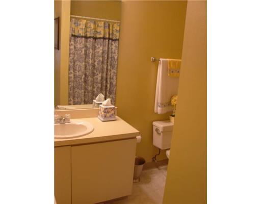 1413 Kenzie Road Pittsburgh, PA 15205 - Photo 10 of 10 Full Bath.