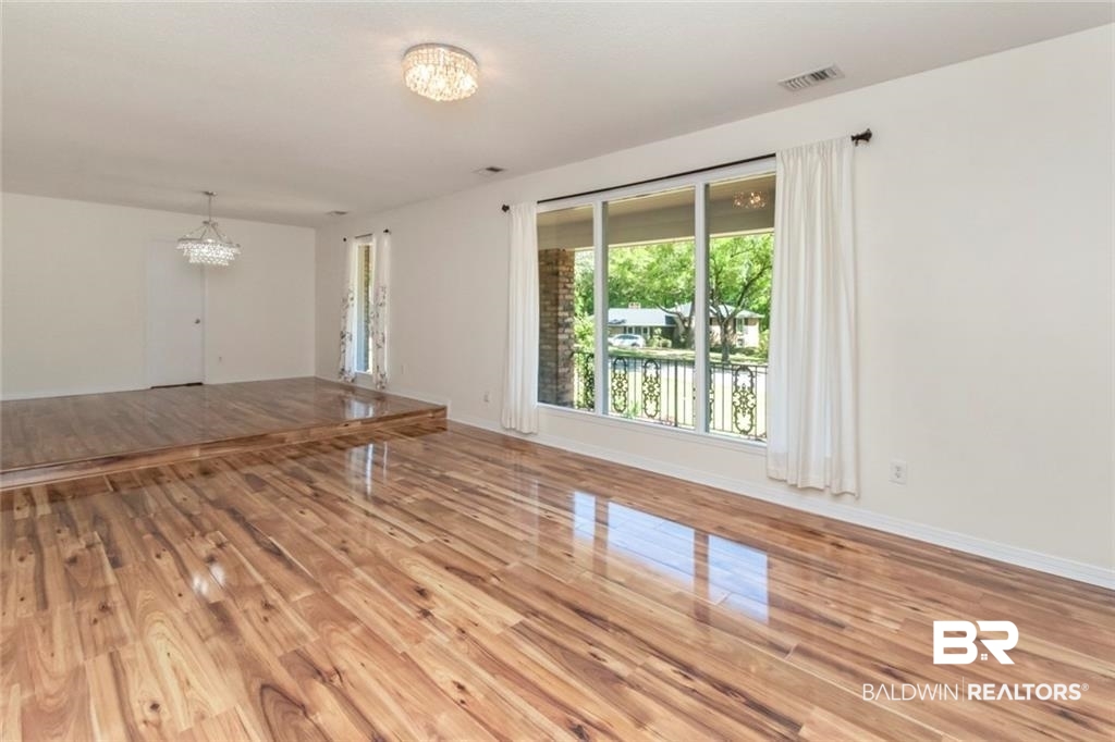 6000 Cumberland Road East Mobile, AL 36608 - Photo 6 of 28