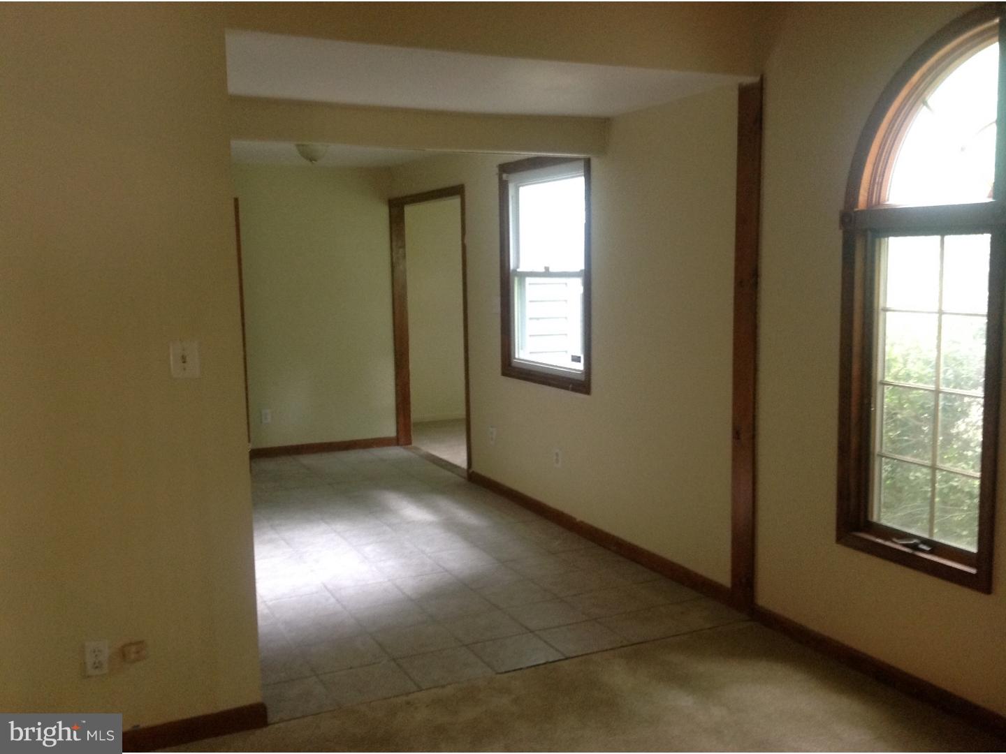 16 Oniontown Road Medford, NJ 08055 - Photo 20 of 25 an empty room with windows