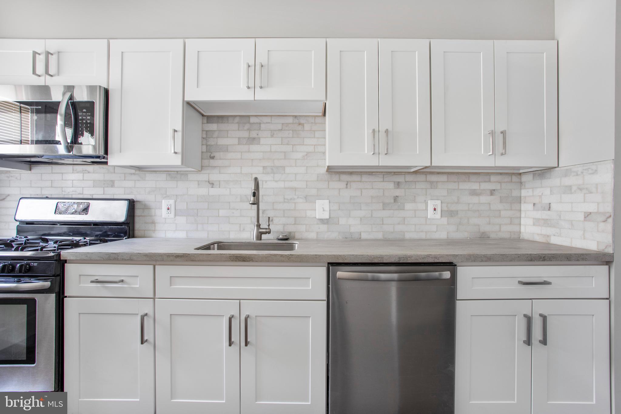 5002 Lindsay Road Baltimore, MD 21229 - Photo 13 of 49