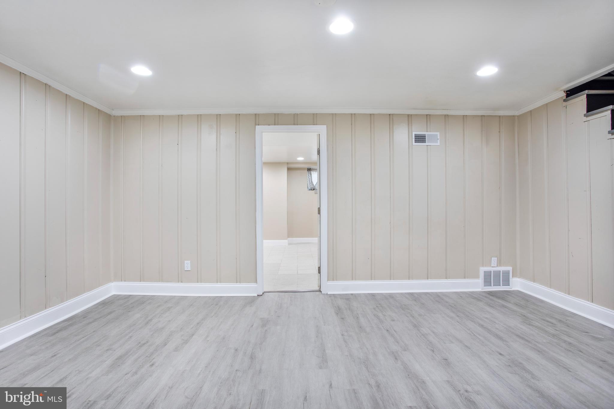 5002 Lindsay Road Baltimore, MD 21229 - Photo 38 of 49
