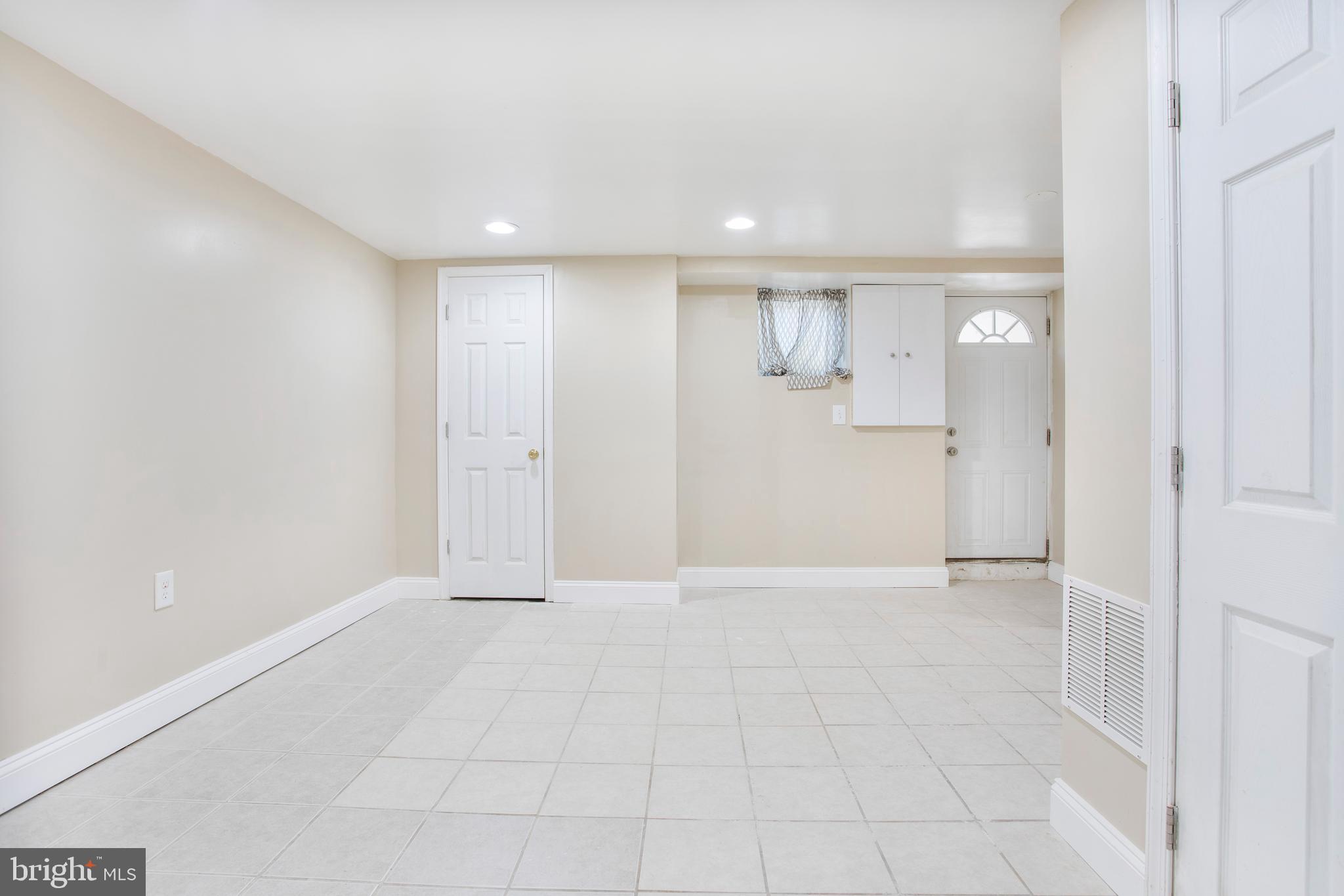 5002 Lindsay Road Baltimore, MD 21229 - Photo 40 of 49