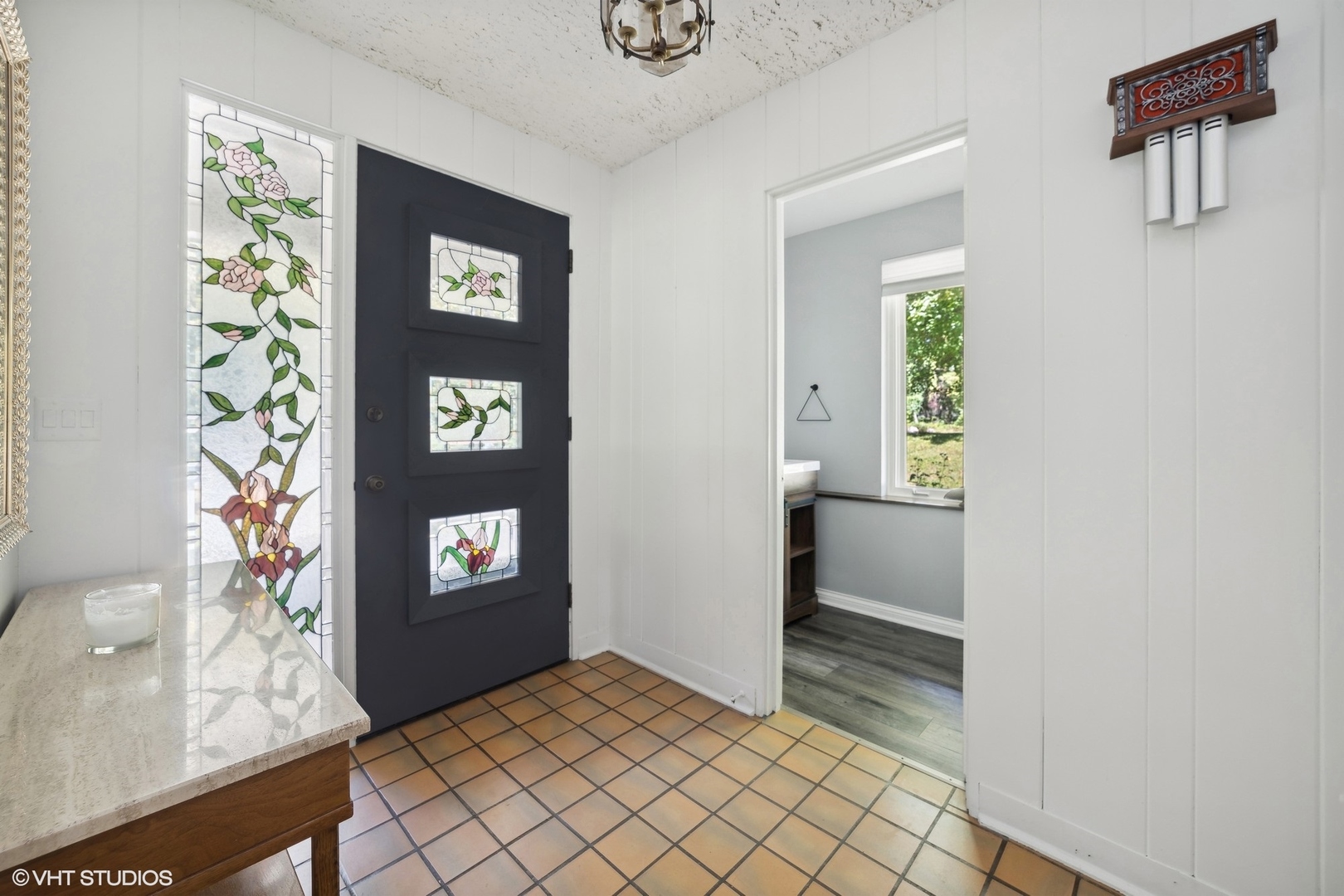 609 Ravine Road East Dundee, IL 60118 - Photo 5 of 15 a view of an front door and wooden floor