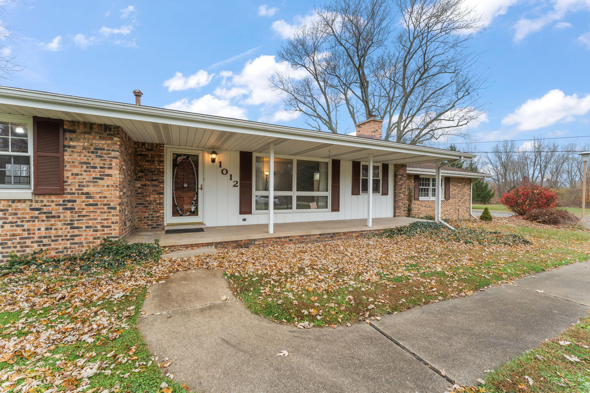 1012 Meridian Road Chesterton, IN 46304 - Photo 4 of 39 2048x1365