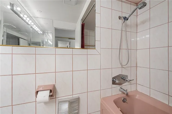 $675,000 | 3500 Manchester Avenue, Unit 240, Inglewood, CA 90305
