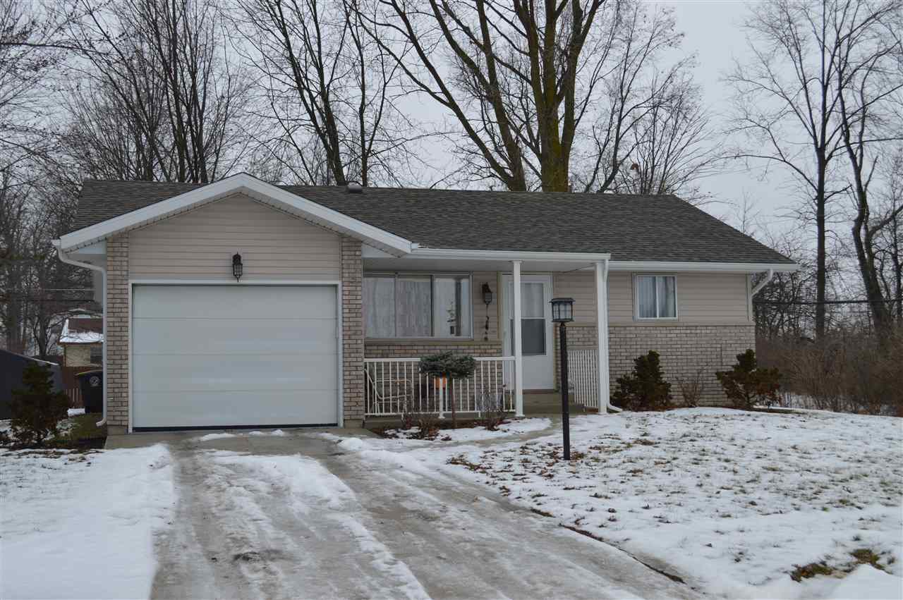 3527 East Paulding Road Fort Wayne, IN 46806 - Photo 1 of 12