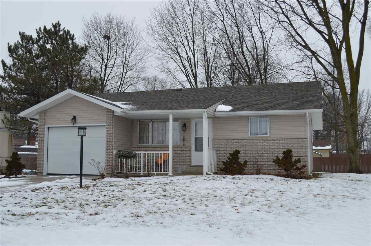 3527 East Paulding Road Fort Wayne, IN 46806 - Photo 2 of 12