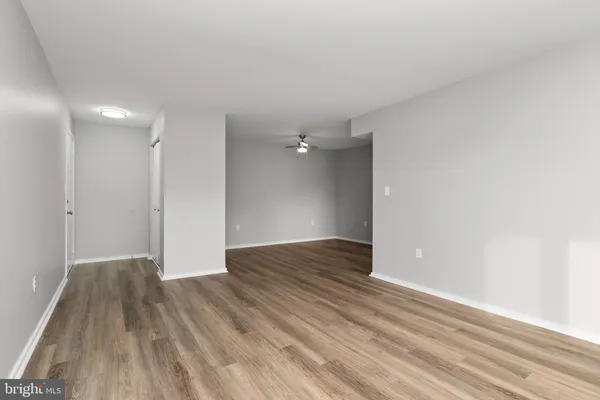 $1,295 | 4341 Carlisle Pike, Unit C7, Camp Hill, PA 17011