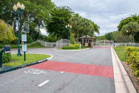 $3,200 | 7705 Forest Green Lane, Boynton Beach, FL 33436