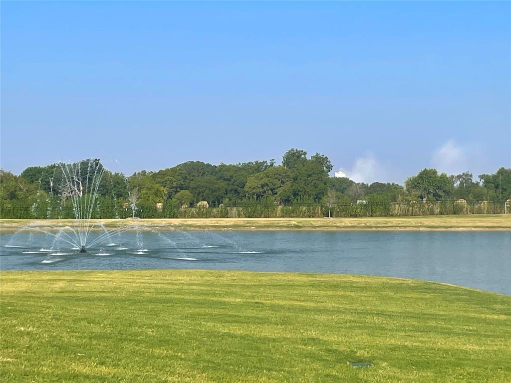 536 Brookside Drive Van Alstyne, TX 75495 - Photo 30 of 30 a view of an ocean and city