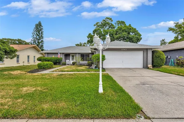 $465,000 | 1743 Macdonnell Drive, Palm Harbor, FL 34684