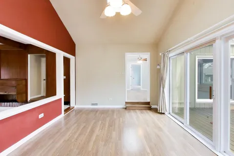 $349,000 | 27W734 Parkview Avenue, Warrenville, IL 60555