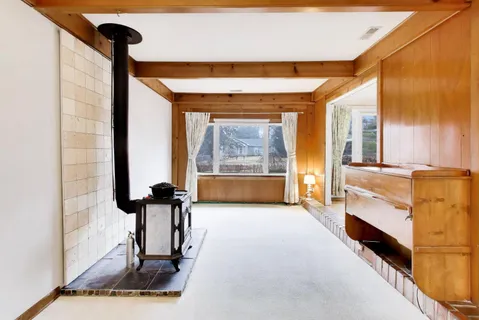 $349,000 | 27W734 Parkview Avenue, Warrenville, IL 60555