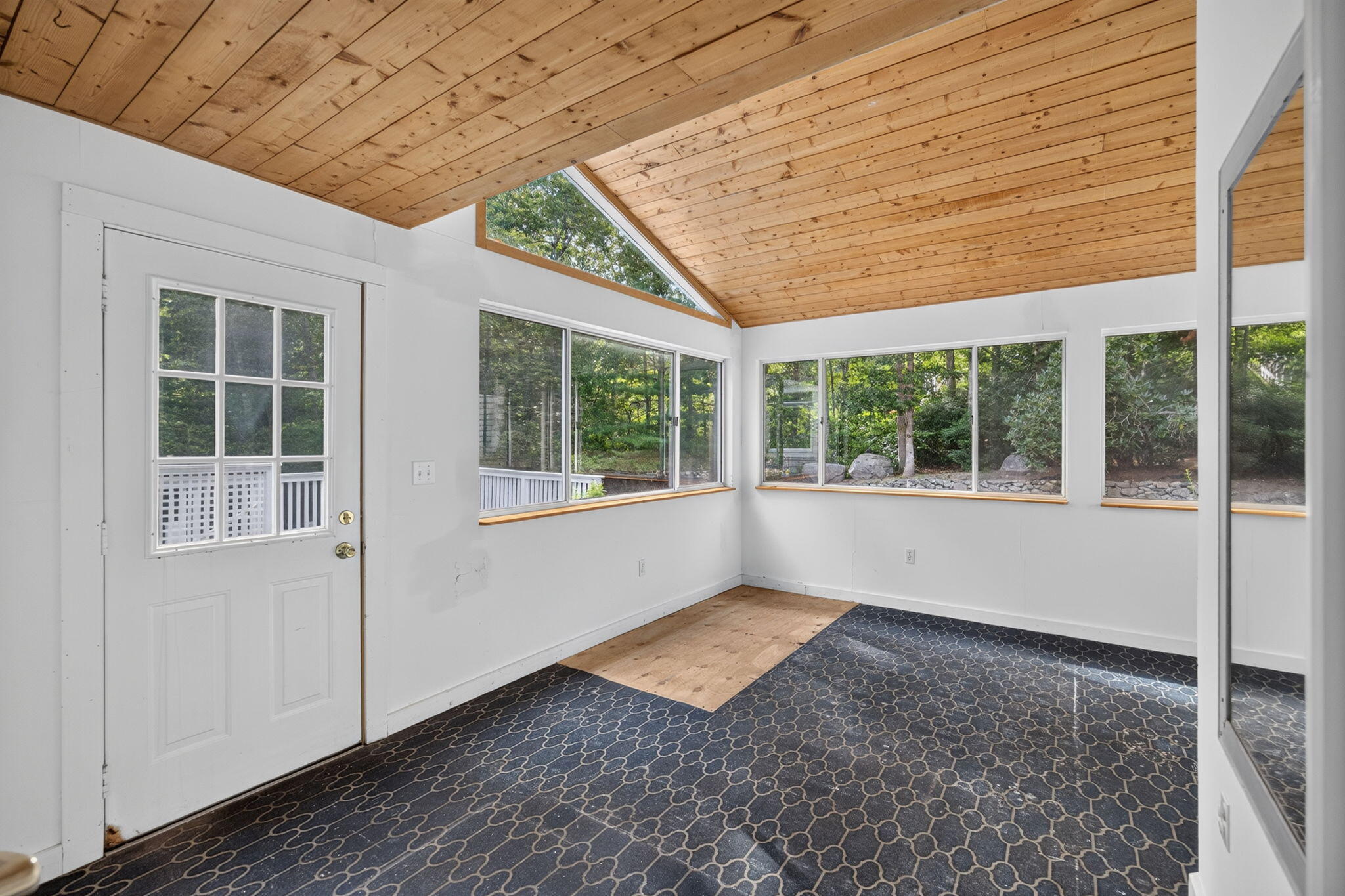 32 Greengate Road Falmouth, MA 02540 - Photo 8 of 48 28-9L4A5857