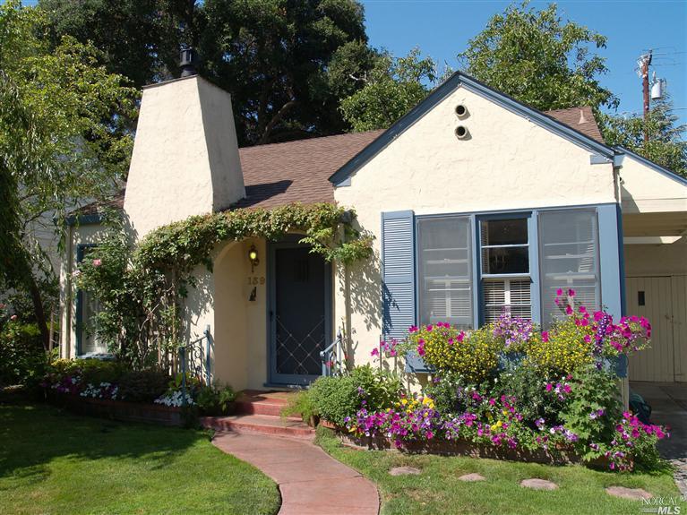 139 Walnut Court Santa Rosa, CA 95404 - Photo 1 of 1 Welcome to the cutest house in town!