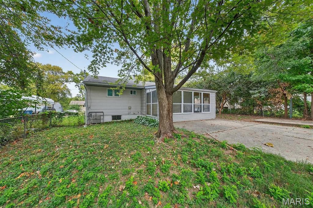 138 Grampian Road St. Louis, MO 63137 - Photo 21 of 23 Gallery Image 21