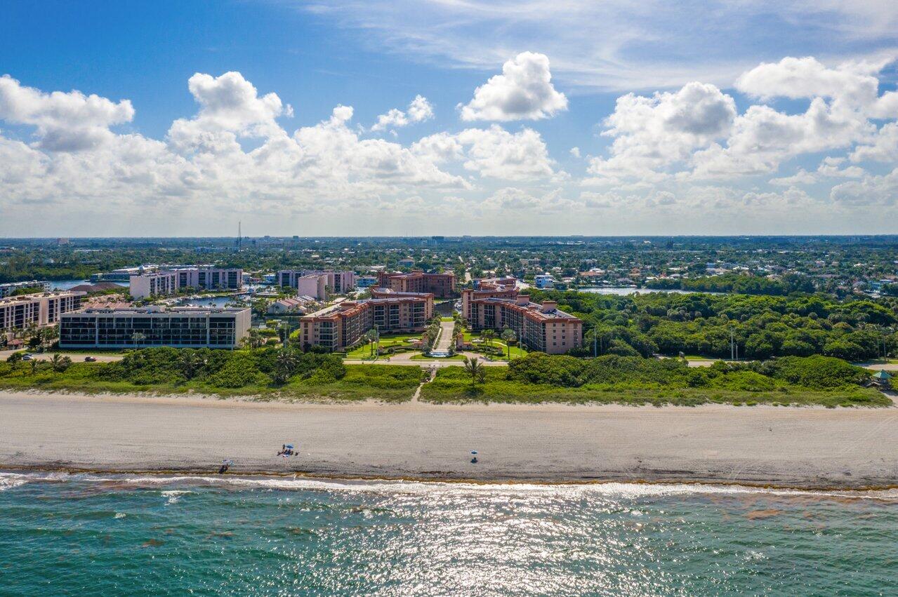 2871 North Ocean Boulevard, Unit R444 Boca Raton, FL 33431 - Photo 29 of 38 Walk to the Beach !