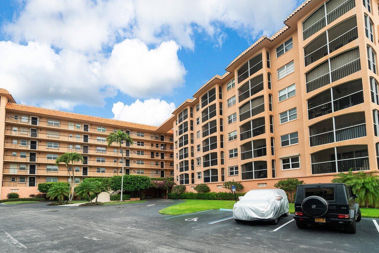2871 North Ocean Boulevard, Unit R444 Boca Raton, FL 33431 - Photo 5 of 38 Rafael Building