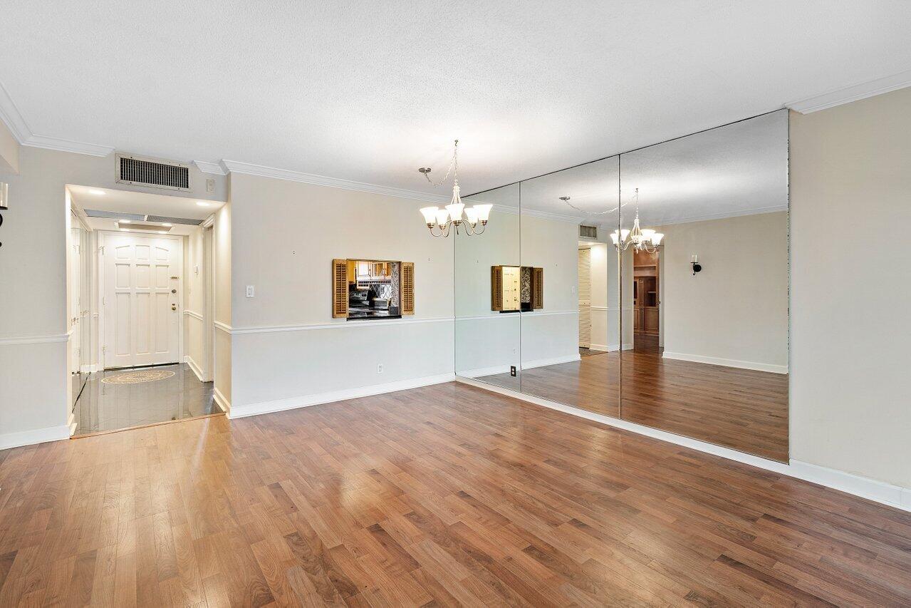 2871 North Ocean Boulevard, Unit R444 Boca Raton, FL 33431 - Photo 8 of 38 Interior View
