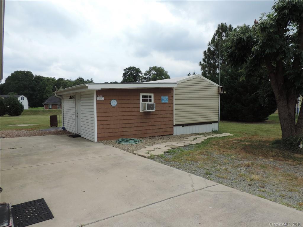 4804 Morgan Mill Road Monroe, NC 28110 - Photo 3 of 24