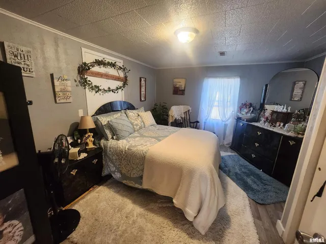 $59,900 | 118 Missouri Street, Pinckneyville, IL 62274