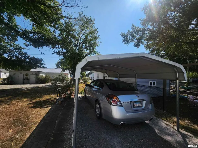 $59,900 | 118 Missouri Street, Pinckneyville, IL 62274