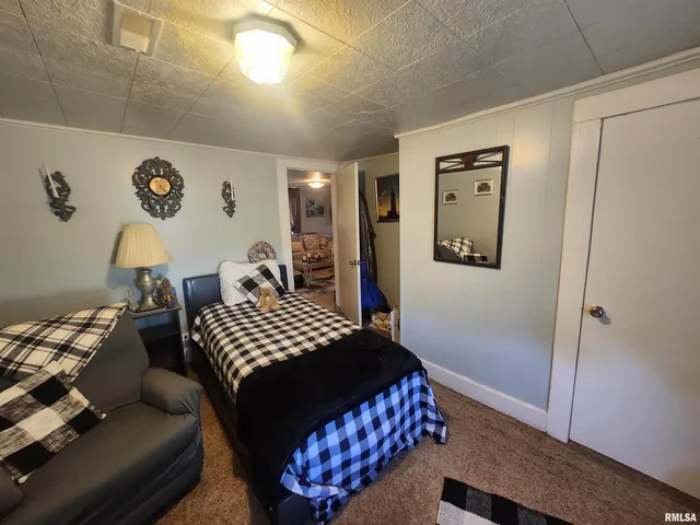 $59,900 | 118 Missouri Street, Pinckneyville, IL 62274