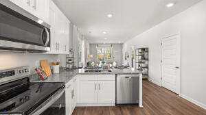 2040 Signal Hill Augusta, GA 30906 - Photo 9 of 44 20250908164957551039000000